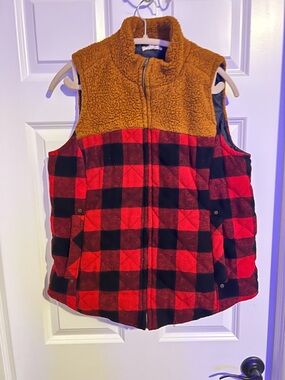 Maurices Red and Black Buffalo Plaid Quilted Vest with Brown Sherpa Yoke
